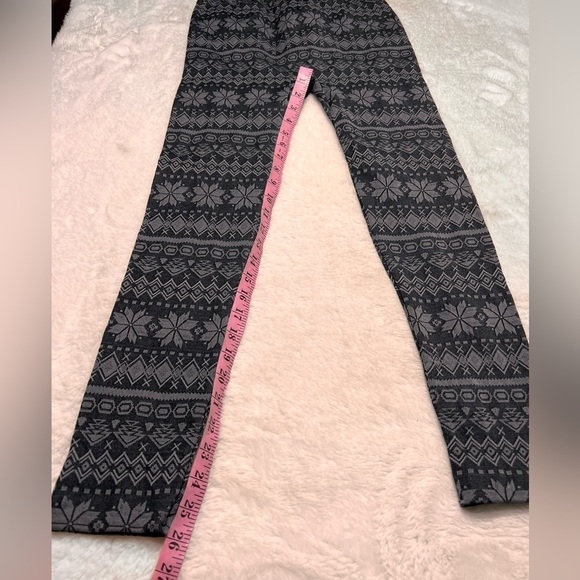 Lane Bryant snowflake leggings size C/D - Picture 8 of 9